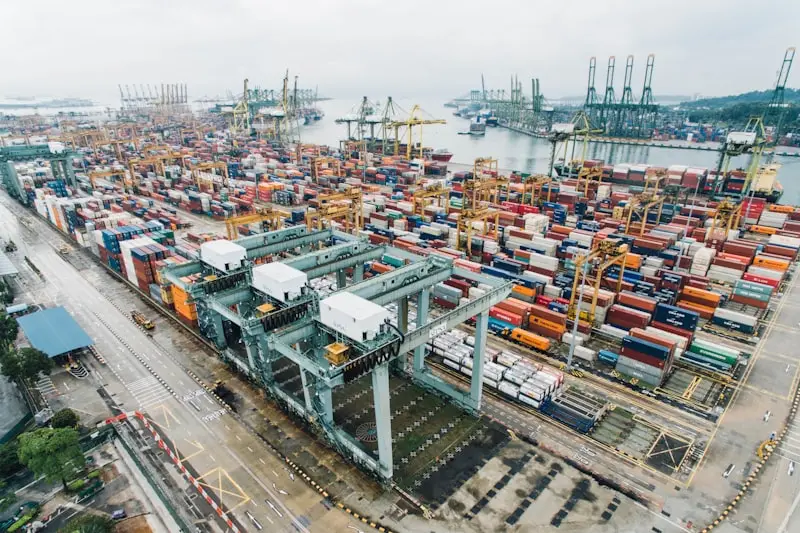 Global cargo distribution